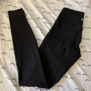 wunder under lulu lemon leggings